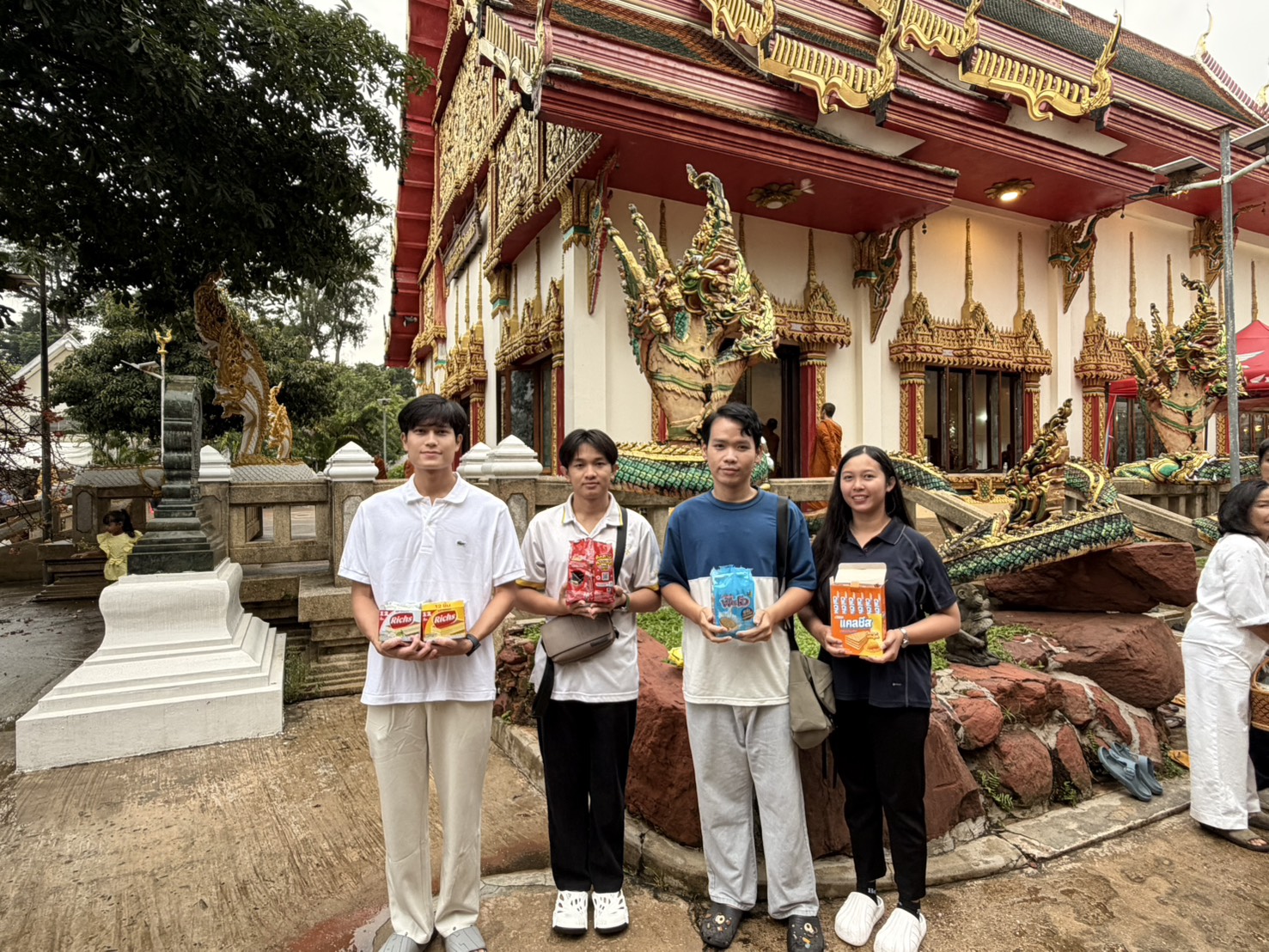 title - จัดพิธีทำบุญอายุวัฒนมงคลครบ 5 รอบ 60 ปี พระครูประภัสสรวีรคุณ (พระอาจารย์วีระพล ปภสฺสโร) เจ้าคณะอำเภอศรีวิไล (ธรรมยุต พระอาจารย์ลาย) เจ้าอาวาสวัดสุดเขตแดนสยาม